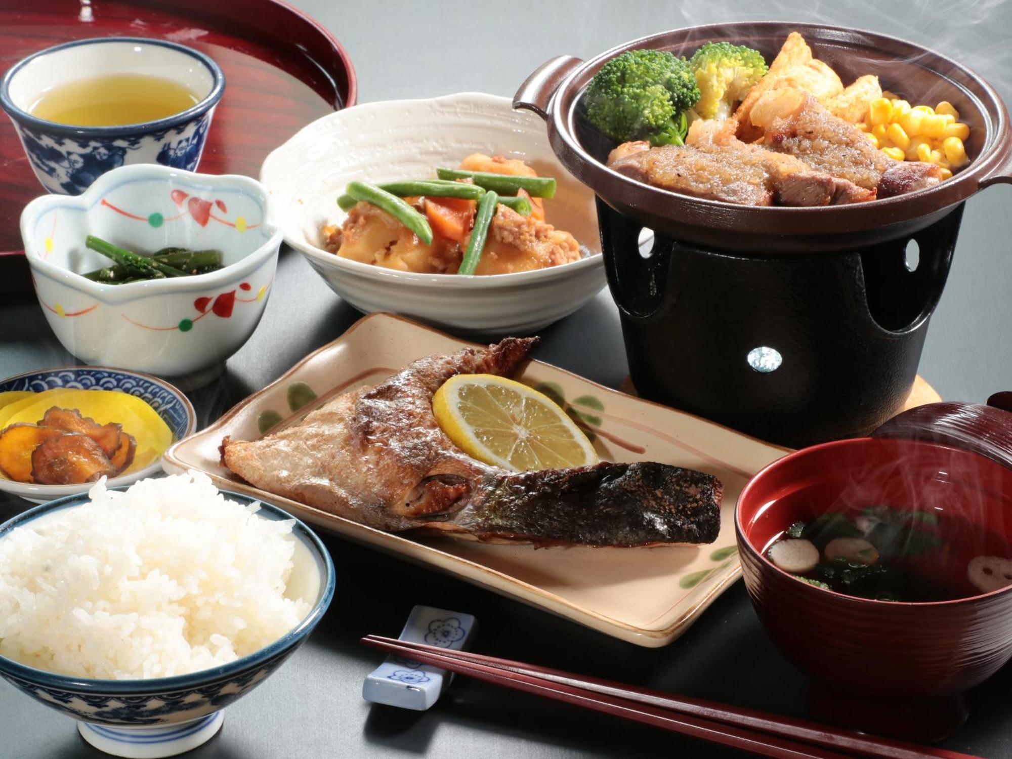 Business Ryokan Iroha Minokamo ภายนอก รูปภาพ